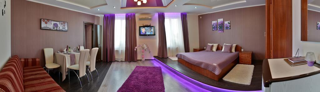 Vvp Club Hotel Tiraspol Room photo